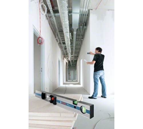 Лазерный дальномер BOSCH GLM 80 Professional + R 60 (0.601.072.301) Лазерный дальномер BOSCH GLM 80 Professional + R 60 (0.601.072.301)